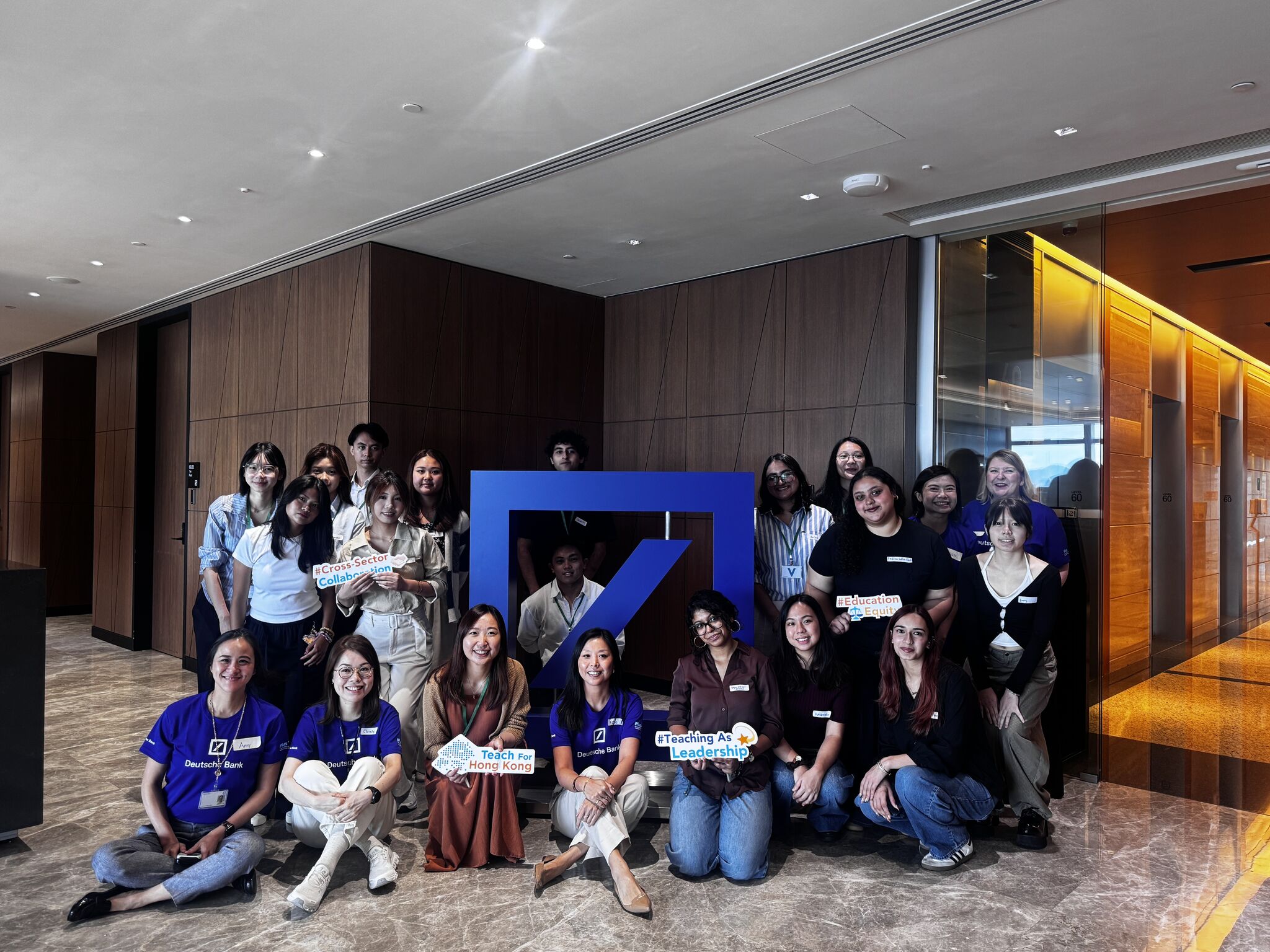 🔑 Opening doors, unlocking futures: an empowering journey inside Deutsche Bank 🚀